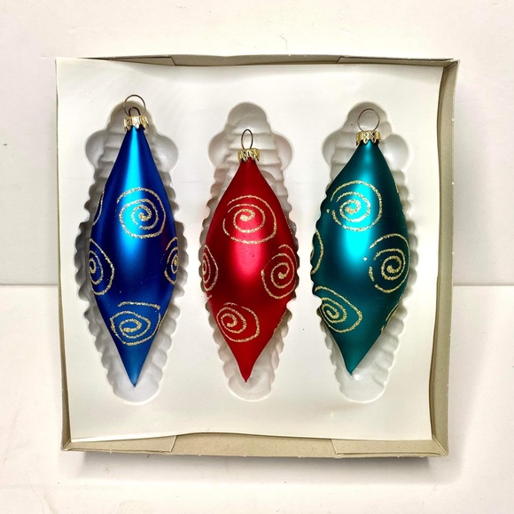 Vintage Christmas Ornaments in Box- Eaton Store - Picture 1 of 3